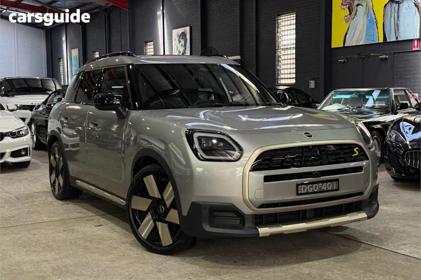 Silver 2024 Mini Countryman SUV SE CLASSIC 4WD