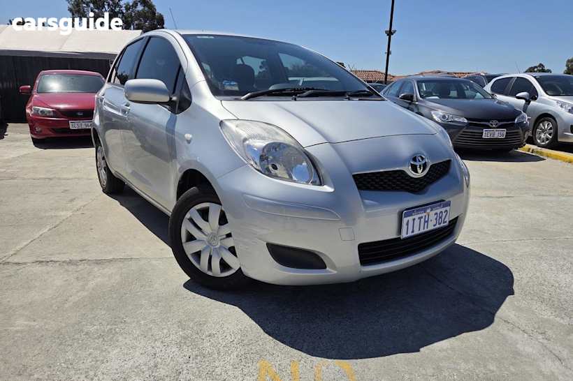 Silver 2010 Toyota Yaris Hatchback Yr