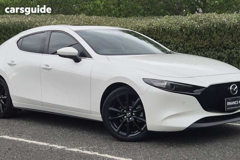 White 2021 Mazda Mazda3 Hatch G25 ASTINA F