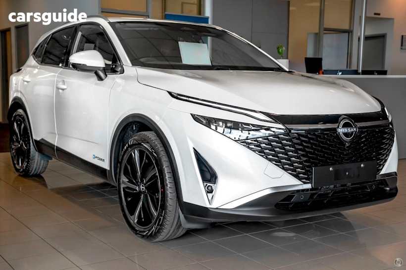 White 2025 Nissan Qashqai SUV TI E-POWER F
