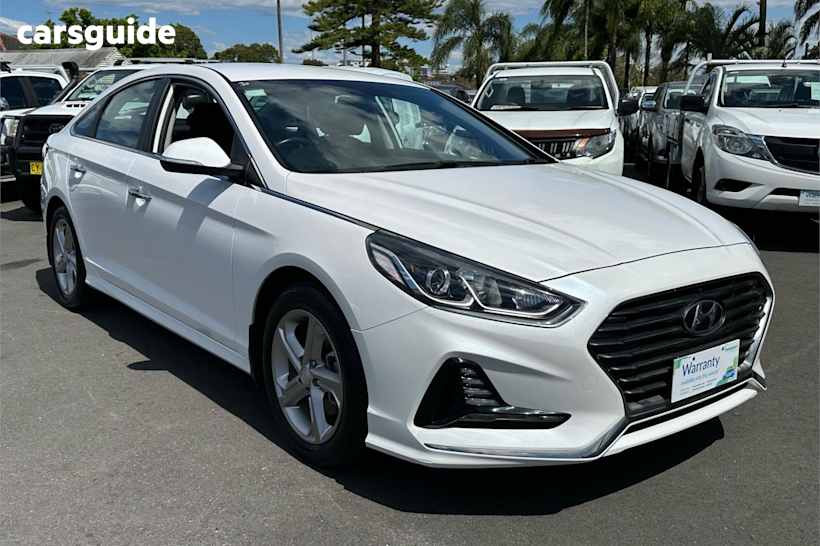 White 2018 Hyundai Sonata Sedan ACTIVE F