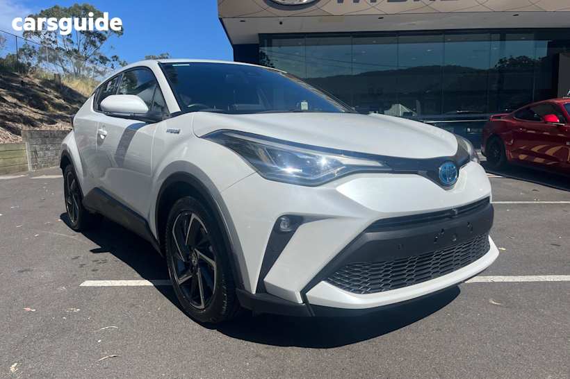 White 2022 Toyota C-HR SUV KOBA F