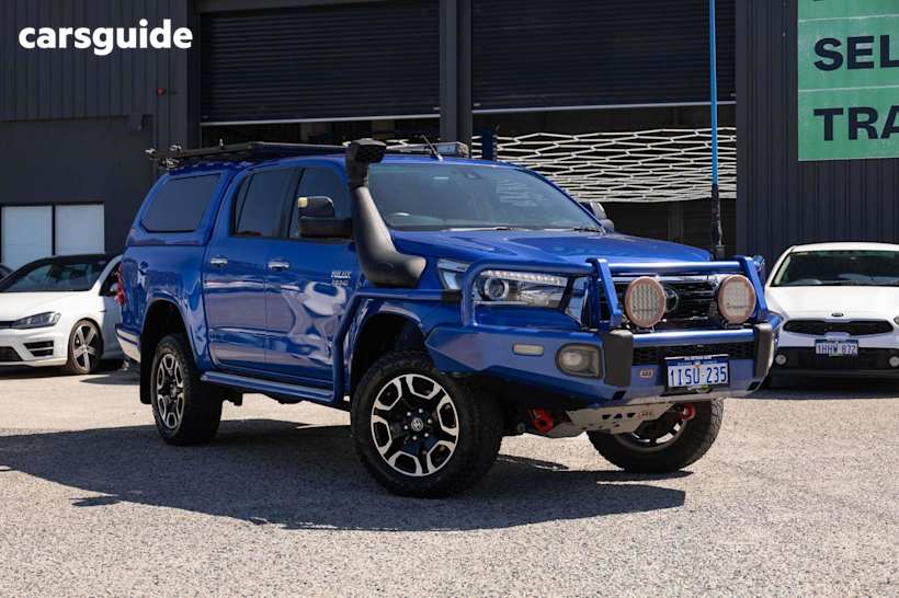 Blue 2019 Toyota Hilux Ute Tray SR5 4X4