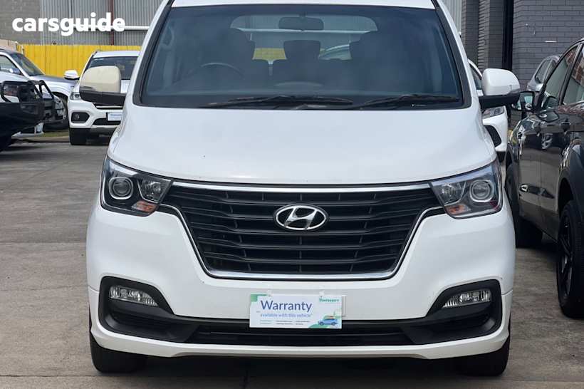 White 2018 Hyundai Imax Wagon Active
