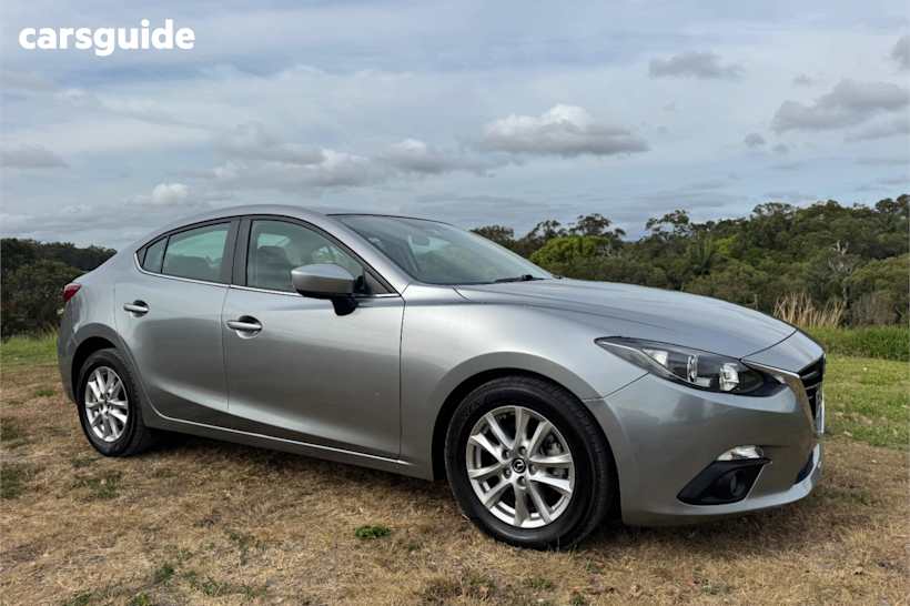 Silver 2015 Mazda 3 Sedan Maxx