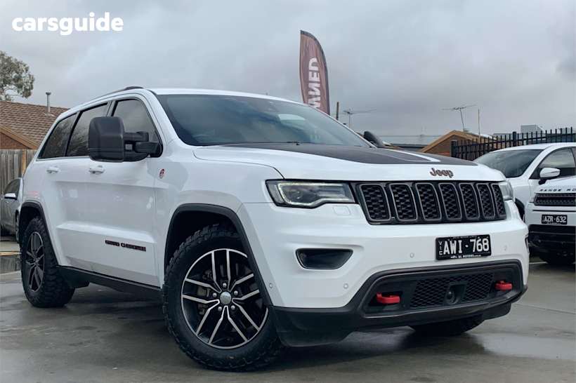 White 2018 Jeep Grand Cherokee SUV TRAILHAWK 4X4