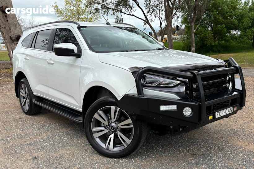 White 2023 Isuzu MU-X SUV LS-T 4X4