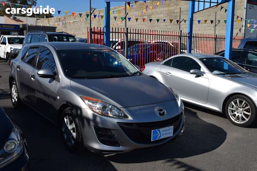 Grey 2009 Mazda 3 Hatchback Neo