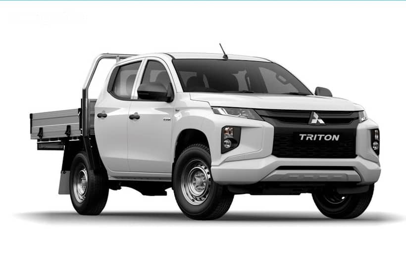 White 2022 Mitsubishi Triton Double Cab Chassis Glx (4X4)