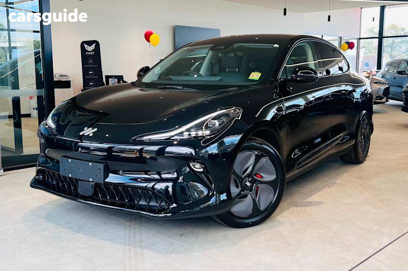 Black 2025 MG Im6 SUV PREMIUM R