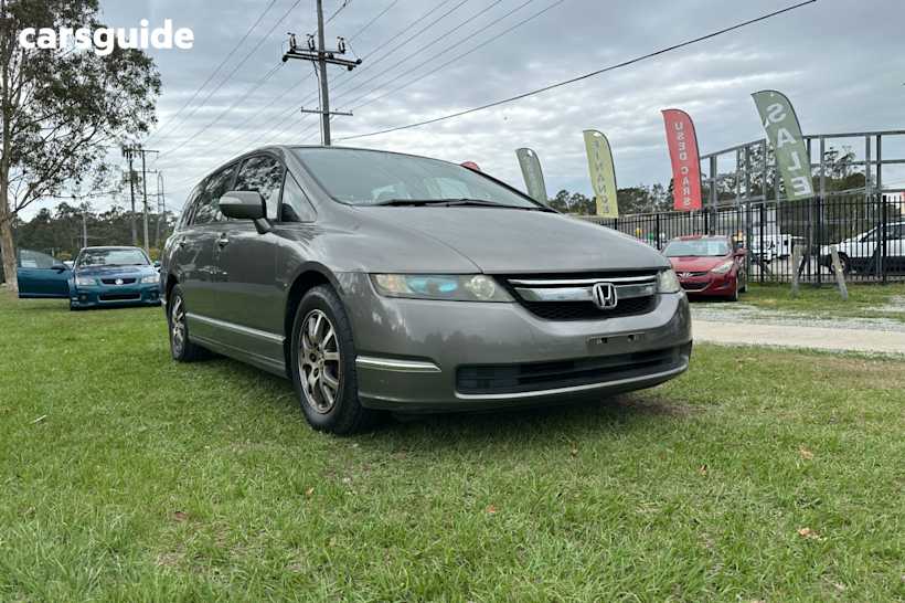 Grey 2007 Honda Odyssey Wagon Luxury