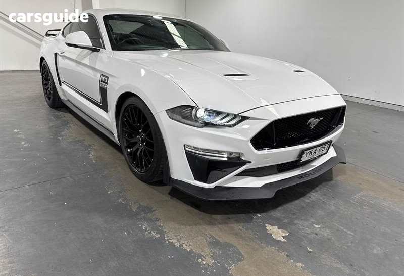White 2019 Ford Mustang Fastback Gt 5.0 V8