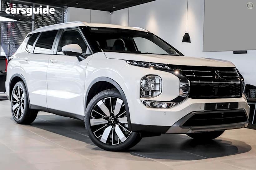 White 2025 Mitsubishi Outlander Wagon Aspire 7 Seat (2Wd)