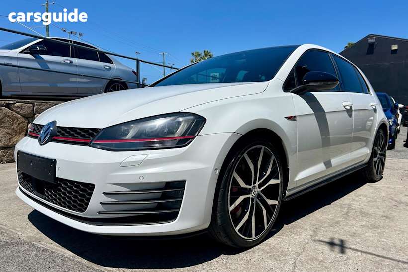 White 2014 Volkswagen Golf Hatch GTI PERFORMANCE F