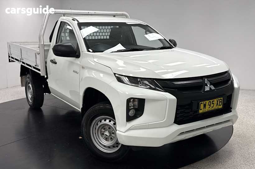 White 2020 Mitsubishi Triton Ute Tray GLX R