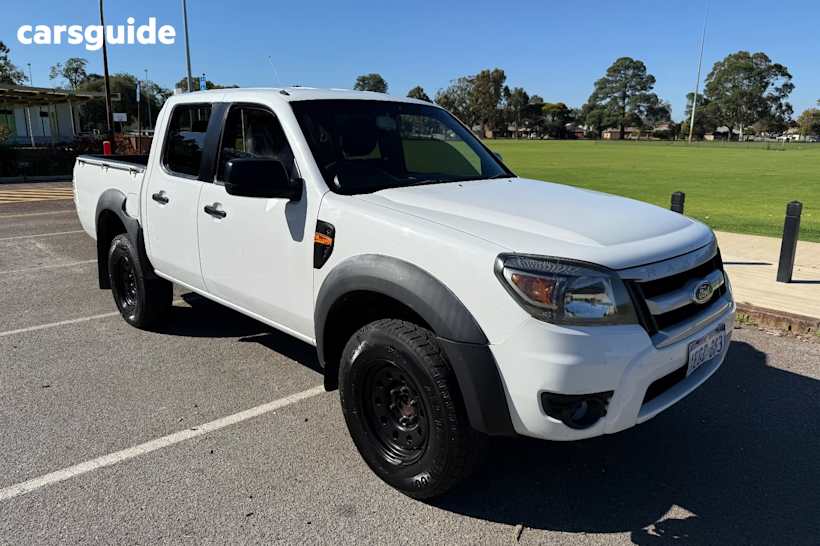 White 2010 Ford Ranger Dual Cab Pick-up Xl (4X2)