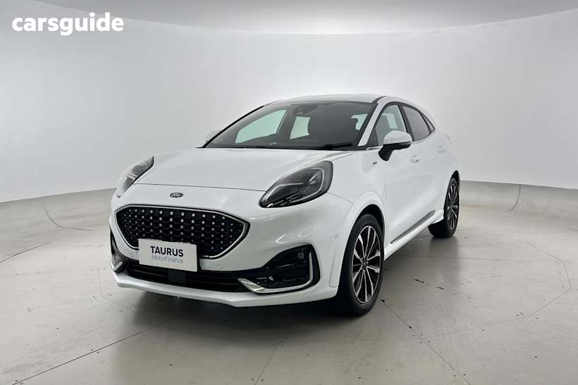White 2023 Ford Puma SUV ST-LINE V F