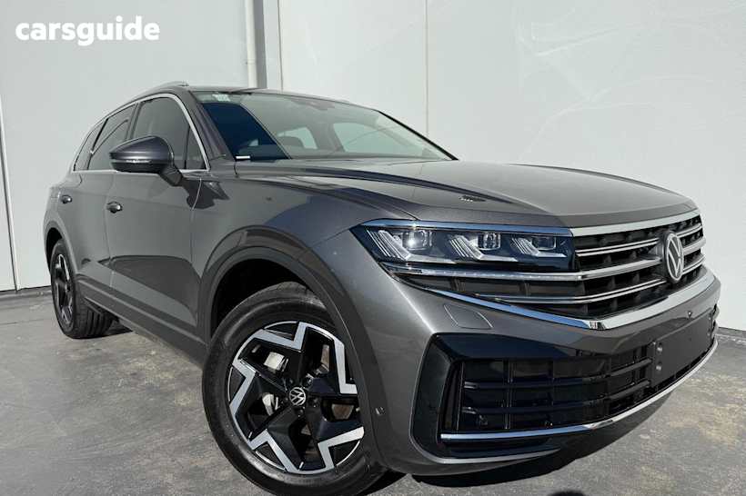 Grey 2025 Volkswagen Touareg Wagon 170Tdi