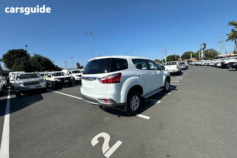 White 2020 Isuzu MU-X SUV LS-M 4X4
