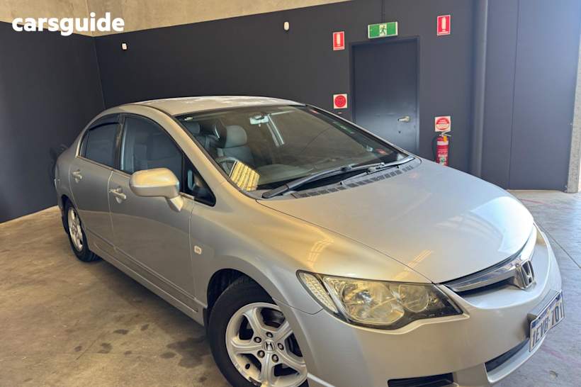 Silver 2006 Honda Civic Sedan VTI-L F
