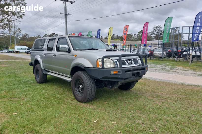 Silver 2008 Nissan Navara Dual Cab Pick-up St-R (4X4)
