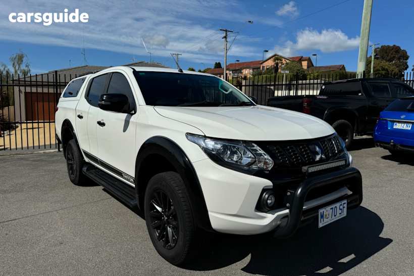 White 2018 Mitsubishi Triton Dual Cab Utility Gls (4X4) Blackline