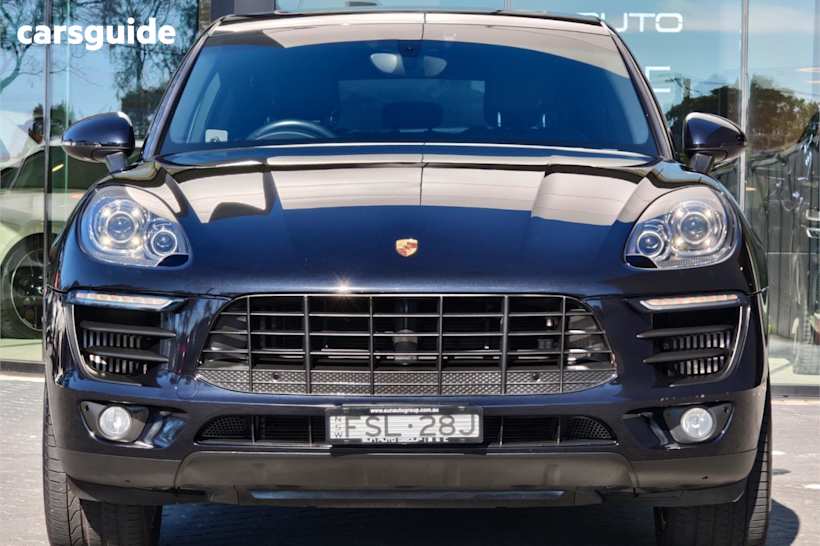 Black 2014 Porsche Macan Wagon S