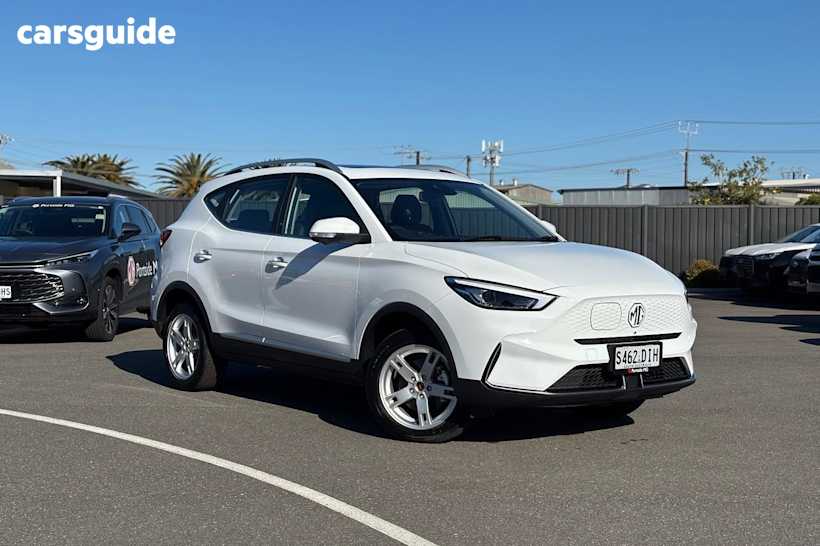 White 2023 MG ZS EV SUV ESSENCE F