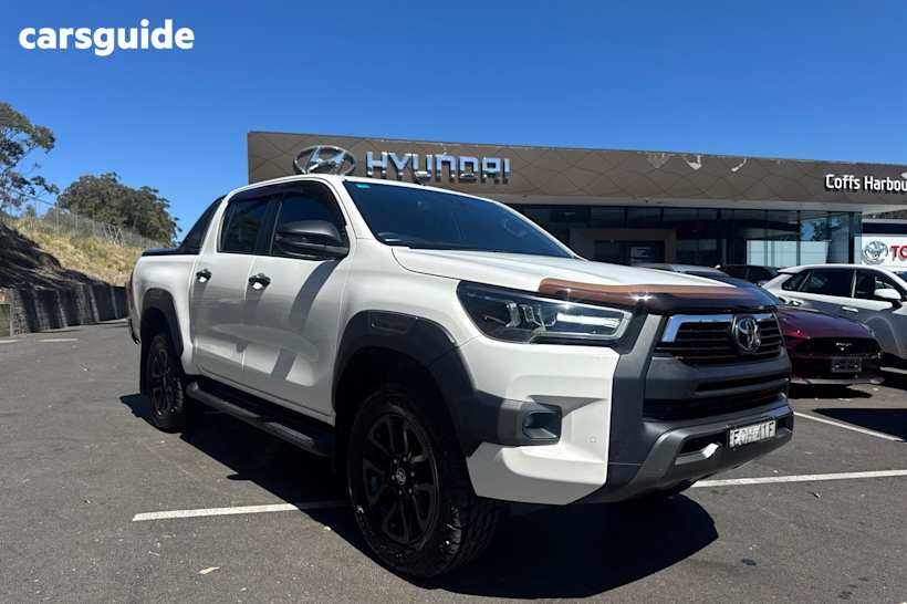 White 2021 Toyota Hilux Ute Tray ROGUE 4X4