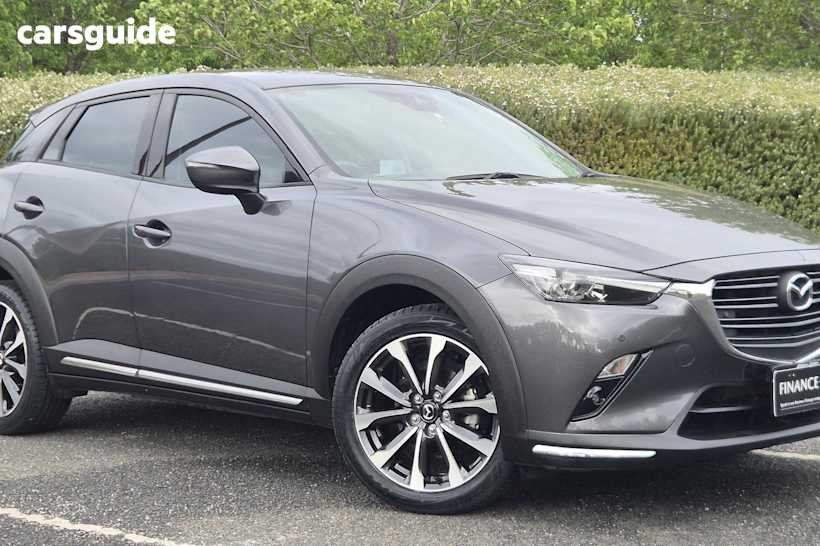 Grey 2018 Mazda CX-3 SUV STOURING F