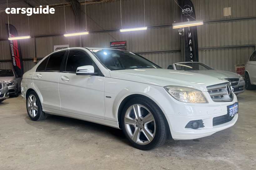 White 2010 Mercedes-Benz 200 Sedan CGI W204 MY10