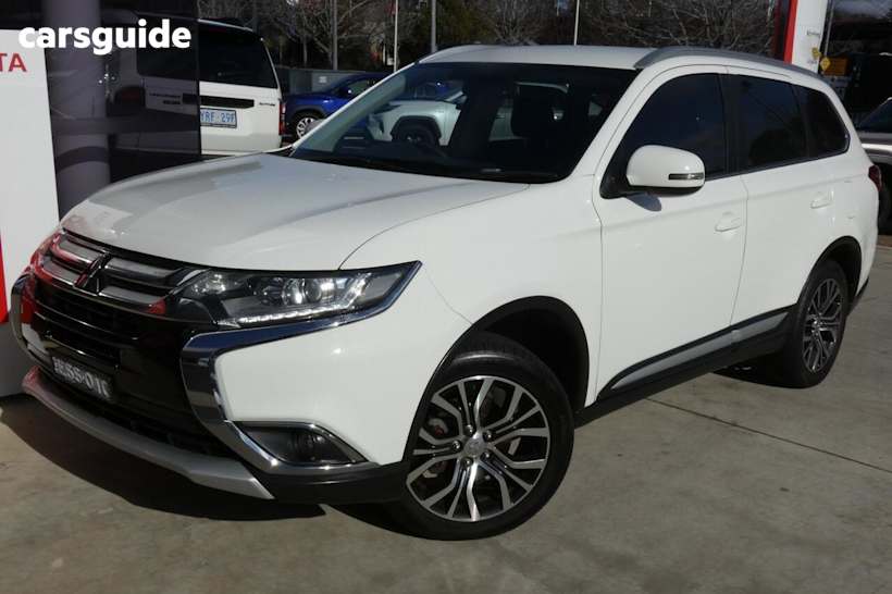 White 2015 Mitsubishi Outlander Wagon Xls (4X2)