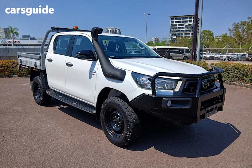 White 2022 Toyota Hilux Ute Tray SR 4X4