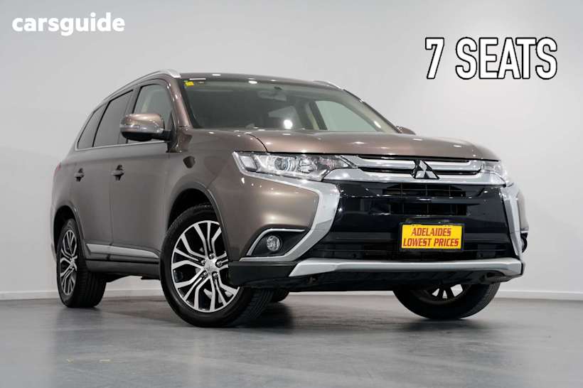 Silver 2017 Mitsubishi Outlander SUV LS SAFETY PACK 4X4