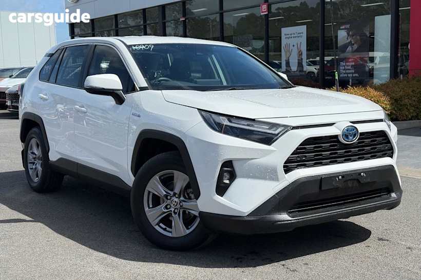 White 2022 Toyota RAV4 SUV GX 4X4