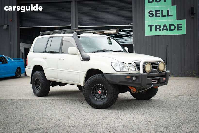 White 1998 Lexus LX SUV LX470 4X4