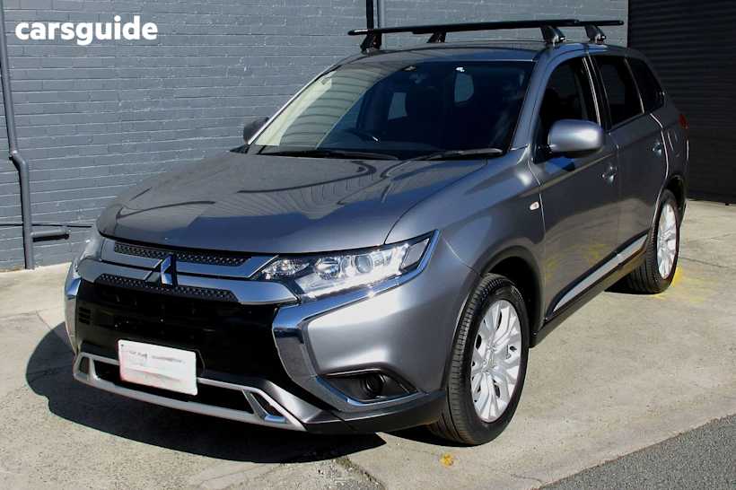 Grey 2021 Mitsubishi Outlander SUV ES F