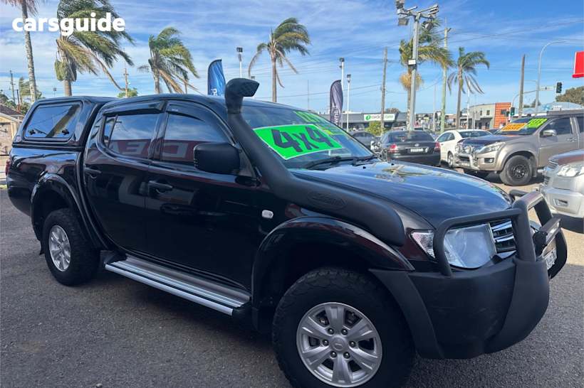Black 2014 Mitsubishi Triton Double Cab Utility Glx (4X4)