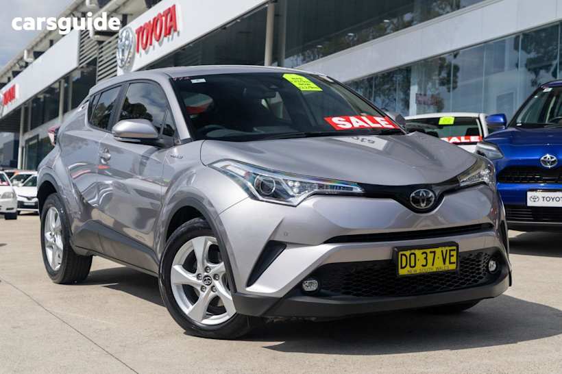 Silver 2018 Toyota C-HR Wagon (2Wd)