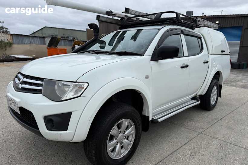 White 2014 Mitsubishi Triton Double Cab Utility Glx (4X4)