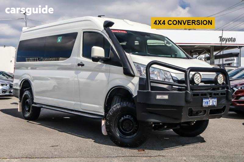 White 2021 Toyota HiAce Bus Slwb Commuter (12 Seats)