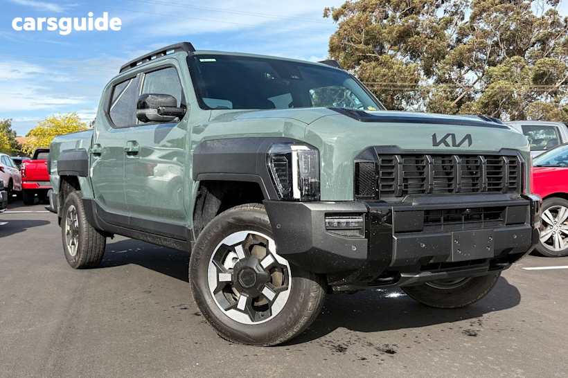 Green 2025 Kia Tasman Double Cab Pick Up X-Line (4X4) (0.9T) Bdy Fender