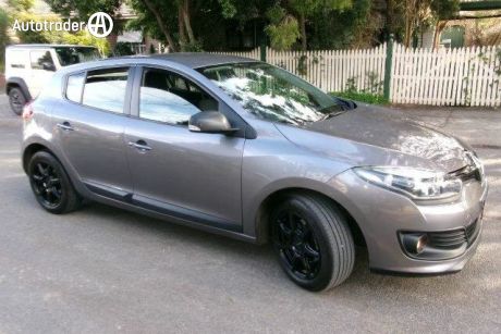 Grey 2014 Renault Megane Hatch AUTHENTIQUE