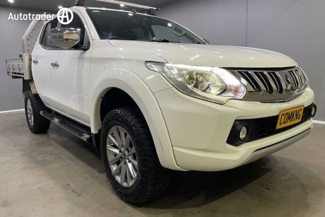 White 2015 Mitsubishi Triton Ute Tray EXCEED (4x4)