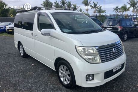 2005 Nissan Elgrand Wagon