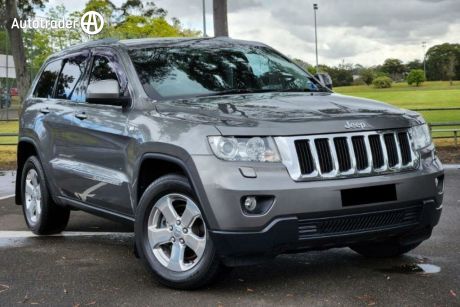 Grey 2012 Jeep Grand Cherokee Wagon Laredo (4X4)