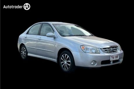 Silver 2004 Kia Cerato Sedan