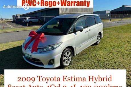 Silver 2009 Toyota Estima Wagon Aeras G