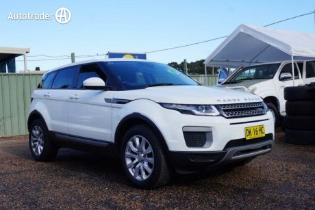White 2015 Land Rover Range Rover Evoque Wagon TD4 180 SE
