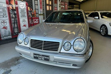 Silver 1997 Mercedes-Benz E36 Sedan